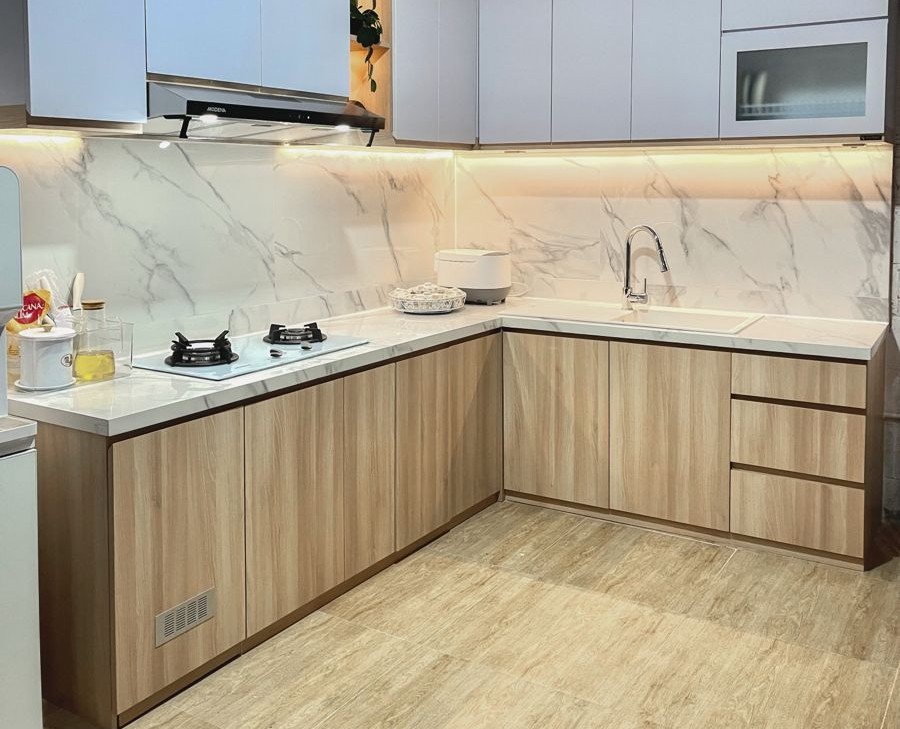 gạch vân đá trang trí bếp