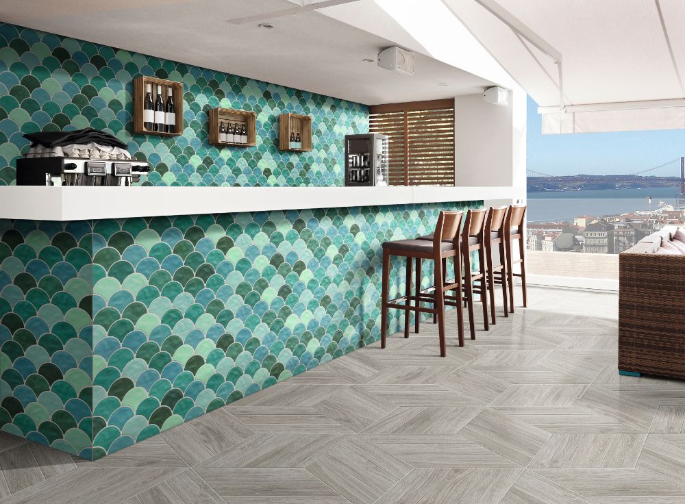 Gạch mosaic ốp quầy bar